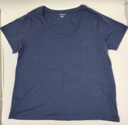 Damski T-shirt z krótkim rękawem plus size z dekoltem w kształcie litery U o klasycznym kroju